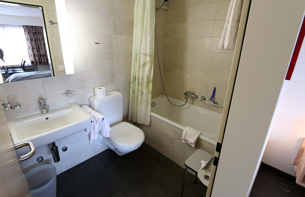 Sarazena Apartment Saas-Fee Room photo