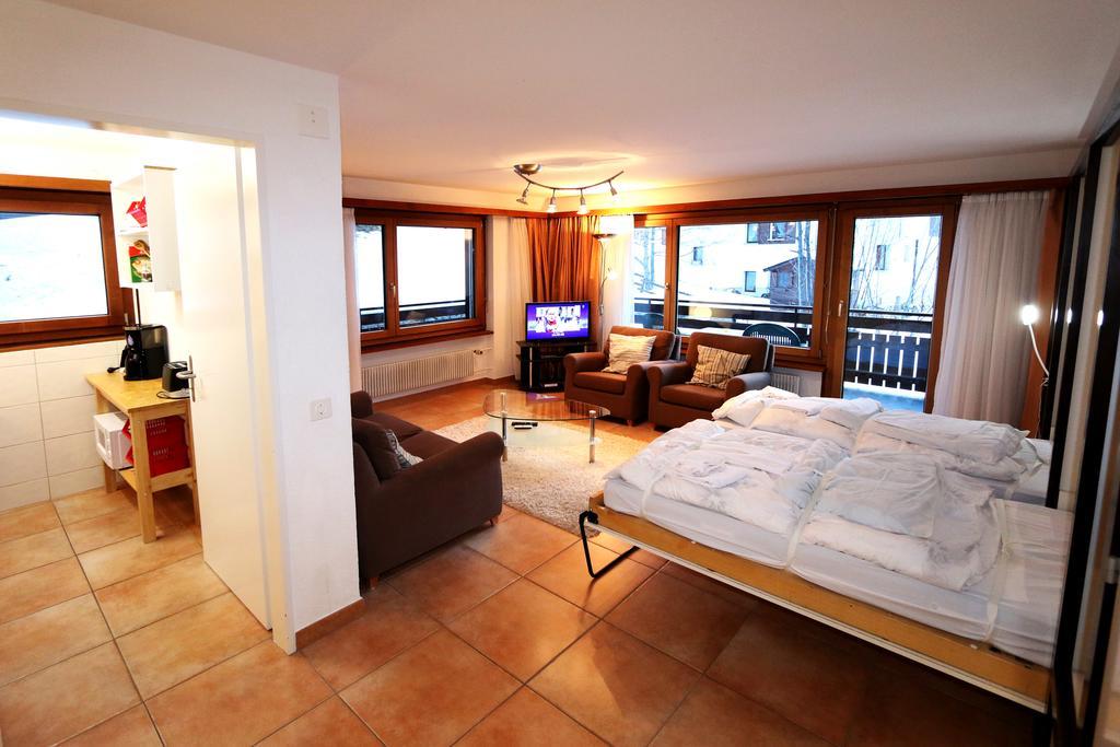 Sarazena Apartment Saas-Fee Room photo